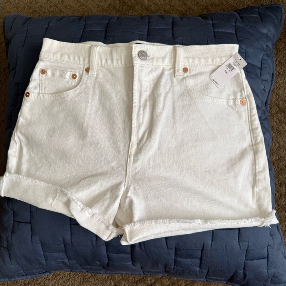 GAP NWT Women's White Jean Shorts